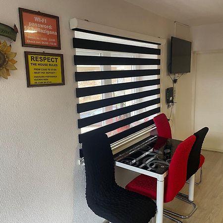 Sweet Apartment Near Old Town Mostar Exterior foto