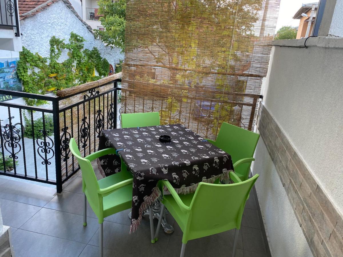 Sweet Apartment Near Old Town Mostar Exterior foto