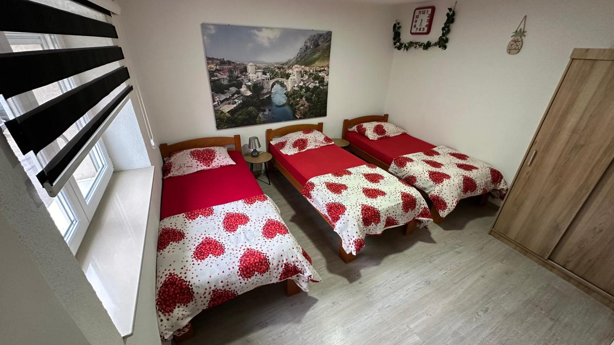 Sweet Apartment Near Old Town Mostar Exterior foto